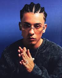 Uno de los artistas invitados: Trueno.